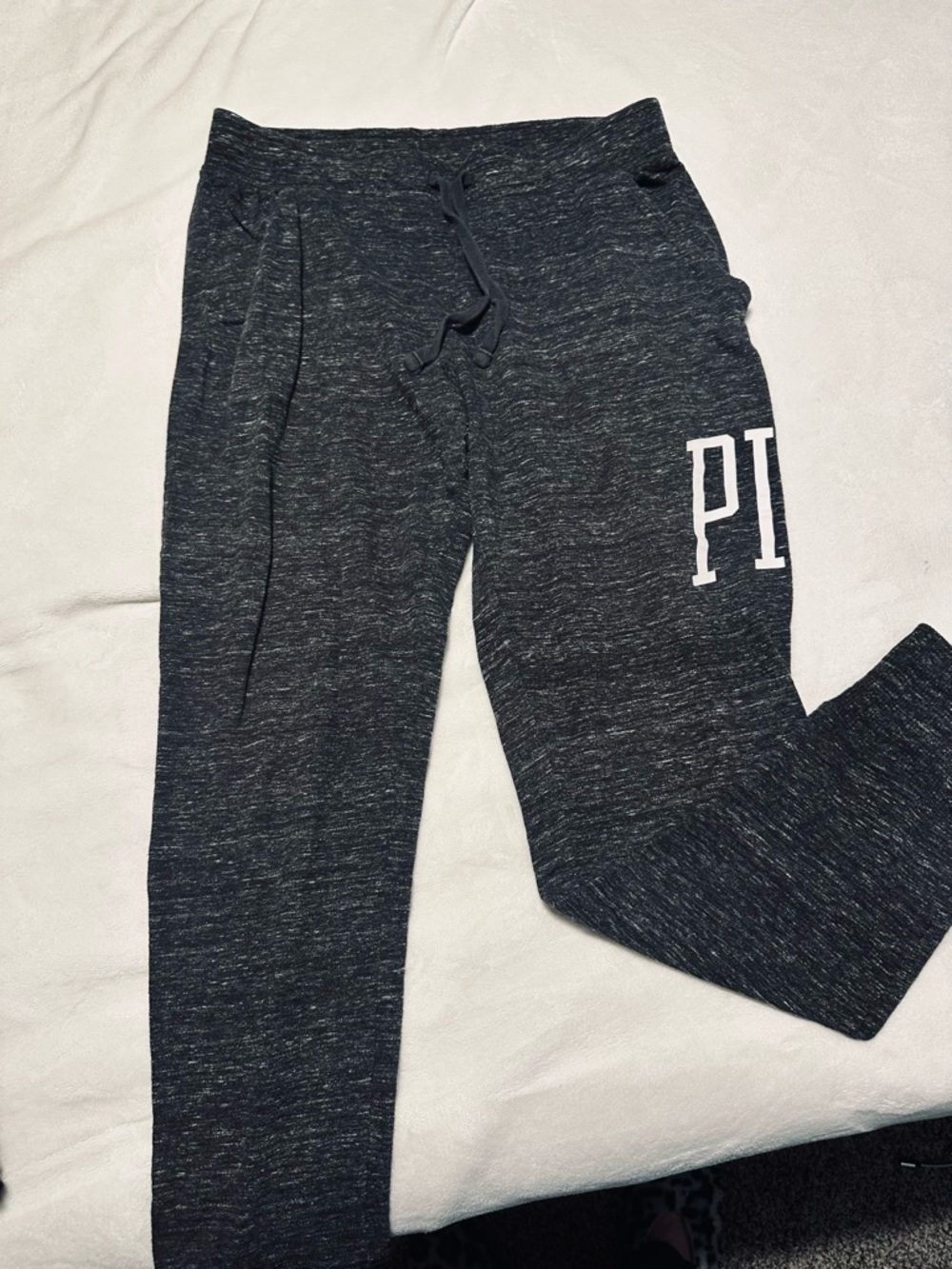 PINK Victoria's Secret Black Heathered Fabric Label Detail